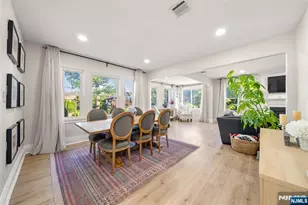 1124 Abbott Blvd, Fort Lee, NJ 07024 - Photo 9