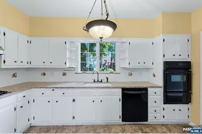 301 3rd Street, Clifton, NJ 07011 - Photo 9