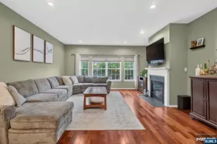 252 Ridge Dr, Pompton Lakes, NJ 07442 - Photo 5