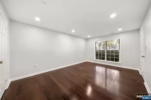 22 Mallard Ct, Englewood, NJ 07631 - Photo 11