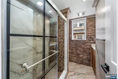 162 Summit Avenue, Bloomfield, NJ 07003 - Photo 23