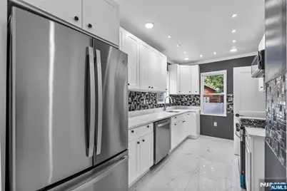 162 Summit Avenue, Bloomfield, NJ 07003 - Photo 17