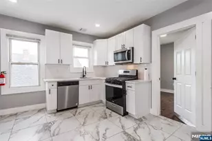 22 Comfort Pl, Clifton, NJ 07011 - Photo 13