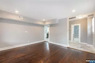 22 Comfort Pl, Clifton, NJ 07011 - Photo 15