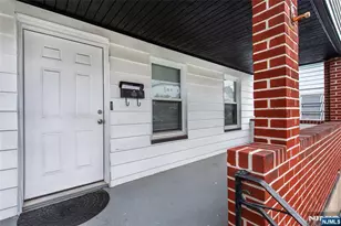 22 Comfort Pl, Clifton, NJ 07011 - Photo 3