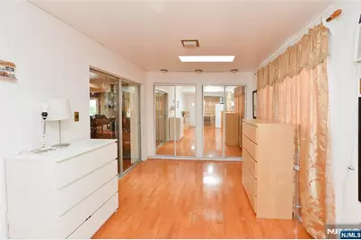 1556 Wyndmoor Avenue, Hillside, NJ 07205 - Photo 9