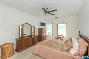 607 Brittany Dr, Wayne, NJ 07470 - Photo 15
