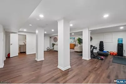 323 Montrose Avenue, South Orange, NJ 07079 - Photo 31