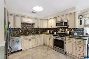10 Wendy Terrace, Garfield, NJ 07026 - Photo 3