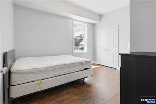 25 Grunwald St, Clifton, NJ 07013 - Photo 11