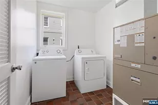 25 Grunwald St, Clifton, NJ 07013 - Photo 15