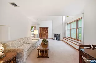 5 Valen Ct 1, Franklin Lakes, NJ 07417 - Photo 7