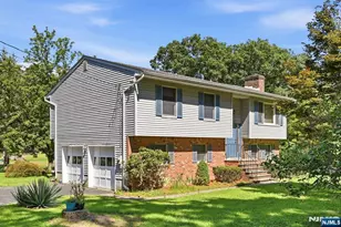 5 Apshawa Cross Rd, West Milford, NJ 07480 - Photo 3