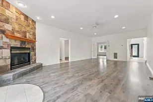 16 Sunset Dr, Nutley, NJ 07110 - Photo 15