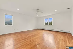 16 Sunset Dr, Nutley, NJ 07110 - Photo 31