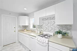 888 Lake St, Newark, NJ 07104 - Photo 5