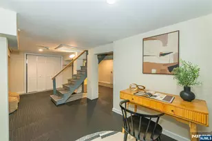 25 Cloverhill Pl, Montclair, NJ 07042 - Photo 39