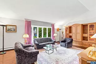 65 Hickory St, Englewood Cliffs, NJ 07632 - Photo 7