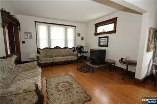 4 Midland Ave, Hawthorne, NJ 07506 - Photo 7