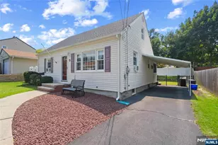 5 Sally St, Bloomingdale, NJ 07403 - Photo 3