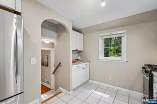 112 Fairview Ave, West Orange Township, NJ 07052 - Photo 17