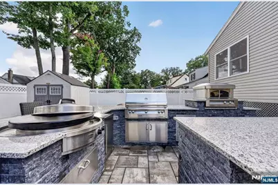 66 Redwood Avenue, Wayne, NJ 07470 - Photo 31