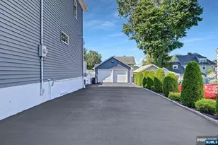 238 Walter Ave, Hasbrouck Heights, NJ 07604 - Photo 41