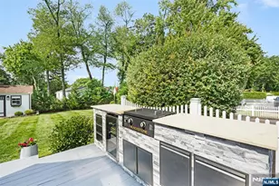 33 Beverly, West Caldwell, NJ 07006 - Photo 29