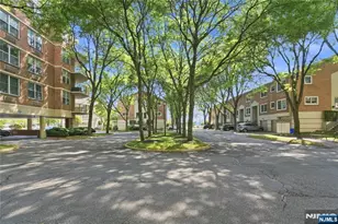 200 Grand Cove Way 4J, Edgewater, NJ 07020 - Photo 35