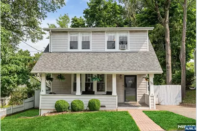 58 Hudson Street, Little Falls Township, NJ 07424 - Photo 3