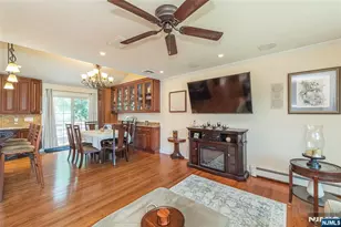 45 Erie Ave, Midland Park, NJ 07432 - Photo 23