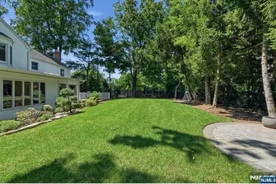 97 Lawrence Parkway, Tenafly, NJ 07670 - Photo 33