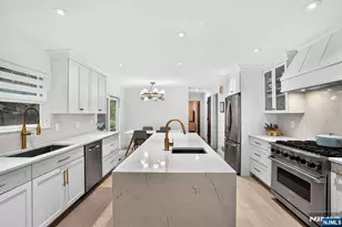 10 Lancaster Ct, Cresskill, NJ 07626 - Photo 7