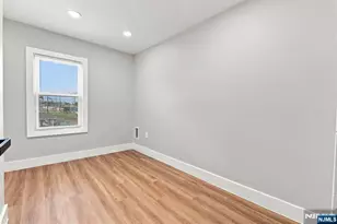 159 Berdan Pl, Hackensack, NJ 07601 - Photo 13