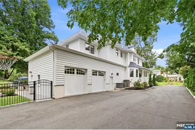 189 Highfield Lane, Nutley, NJ 07110 - Photo 37