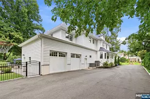 189 Highfield Ln, Nutley, NJ 07110 - Photo 37