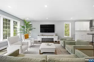 189 Highfield Ln, Nutley, NJ 07110 - Photo 15