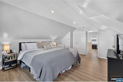 22 First Street, Mahwah, NJ 07430 - Photo 17