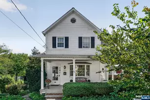 28 Leary Ave, Bloomingdale, NJ 07403 - Photo 5