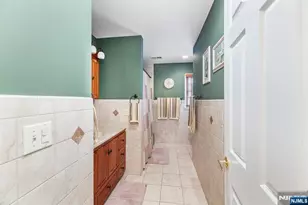 240 Orient Wy, Rutherford, NJ 07070 - Photo 15
