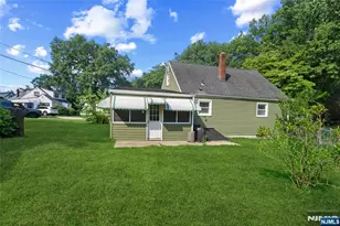 674 Briarcliff Ave, Maywood, NJ 07607 - Photo 23