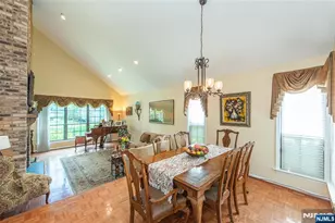 138 Day Ct, Mahwah, NJ 07430 - Photo 3