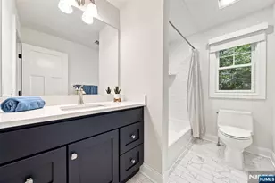 122 Spruce St, Midland Park, NJ 07432 - Photo 21