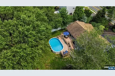 364 Piermont Avenue, Hillsdale, NJ 07642 - Photo 27