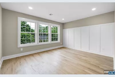 55 Long Hill Drive, Clifton, NJ 07013 - Photo 9