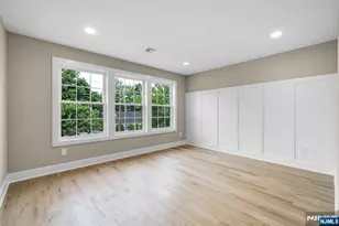 55 Long Hill Dr, Clifton, NJ 07013 - Photo 9