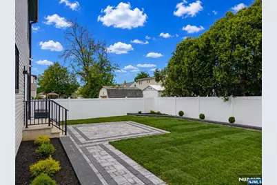 55 Long Hill Drive, Clifton, NJ 07013 - Photo 3