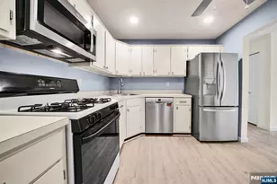 178 Robertson Way 822, Lincoln Park, NJ 07035 - Photo 7