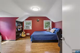 251 Brookmere Ct, Ridgewood, NJ 07450 - Photo 17