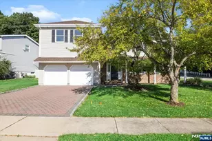 45 Holyoke Rd, Wayne, NJ 07470 - Photo 3